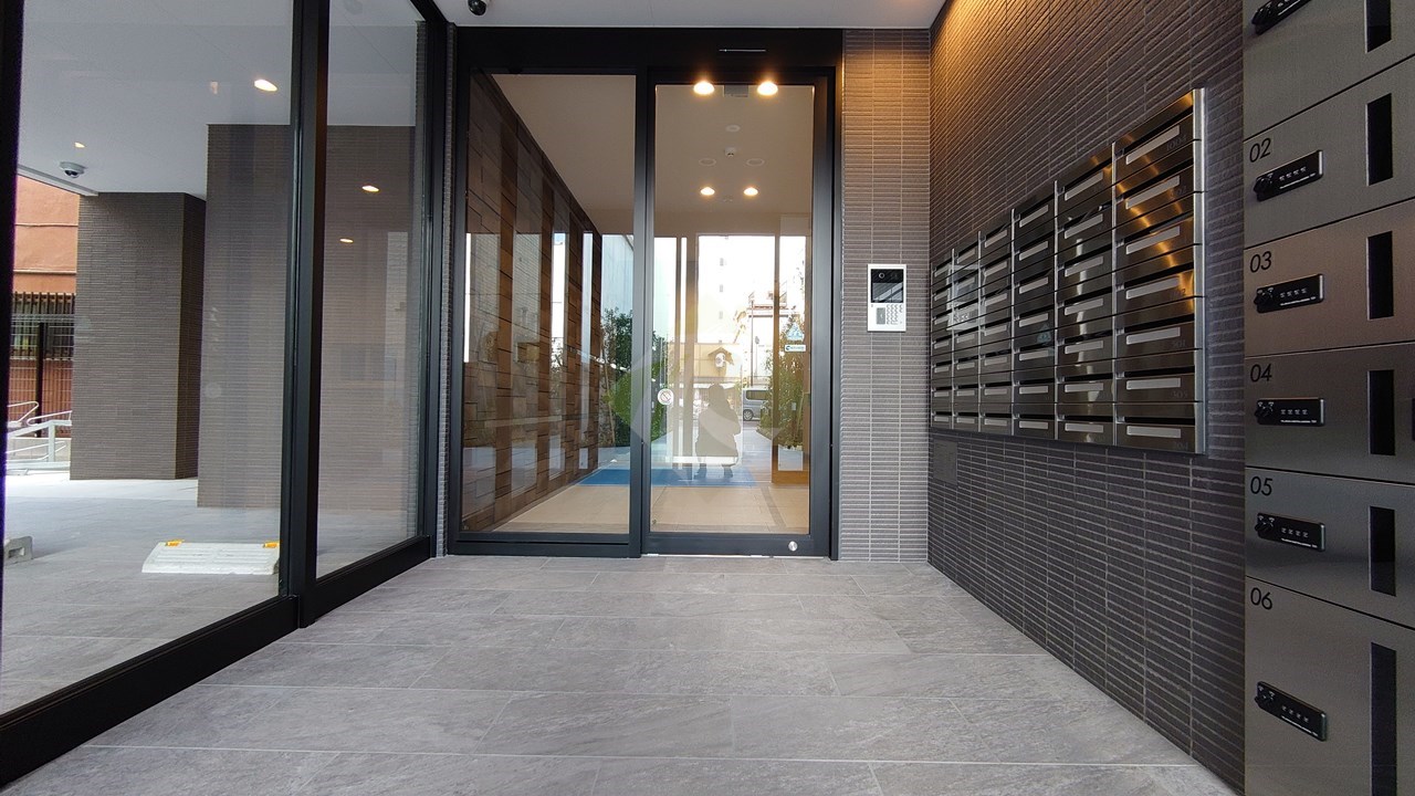 建物エントランス