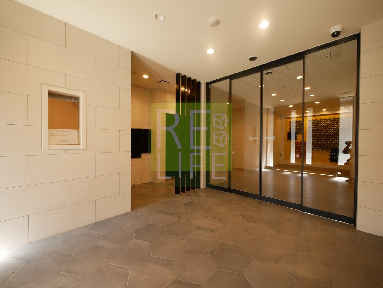 建物エントランス