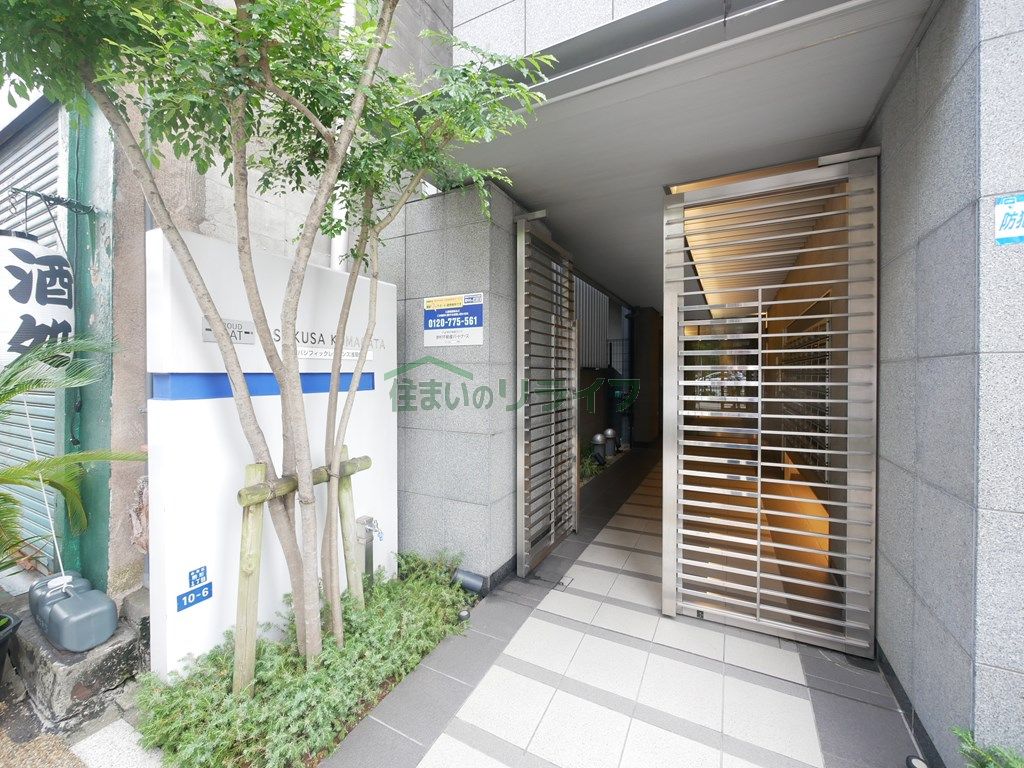 建物エントランス