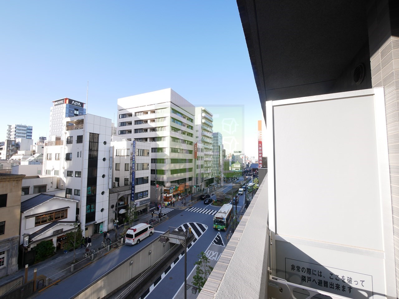 バルコニー