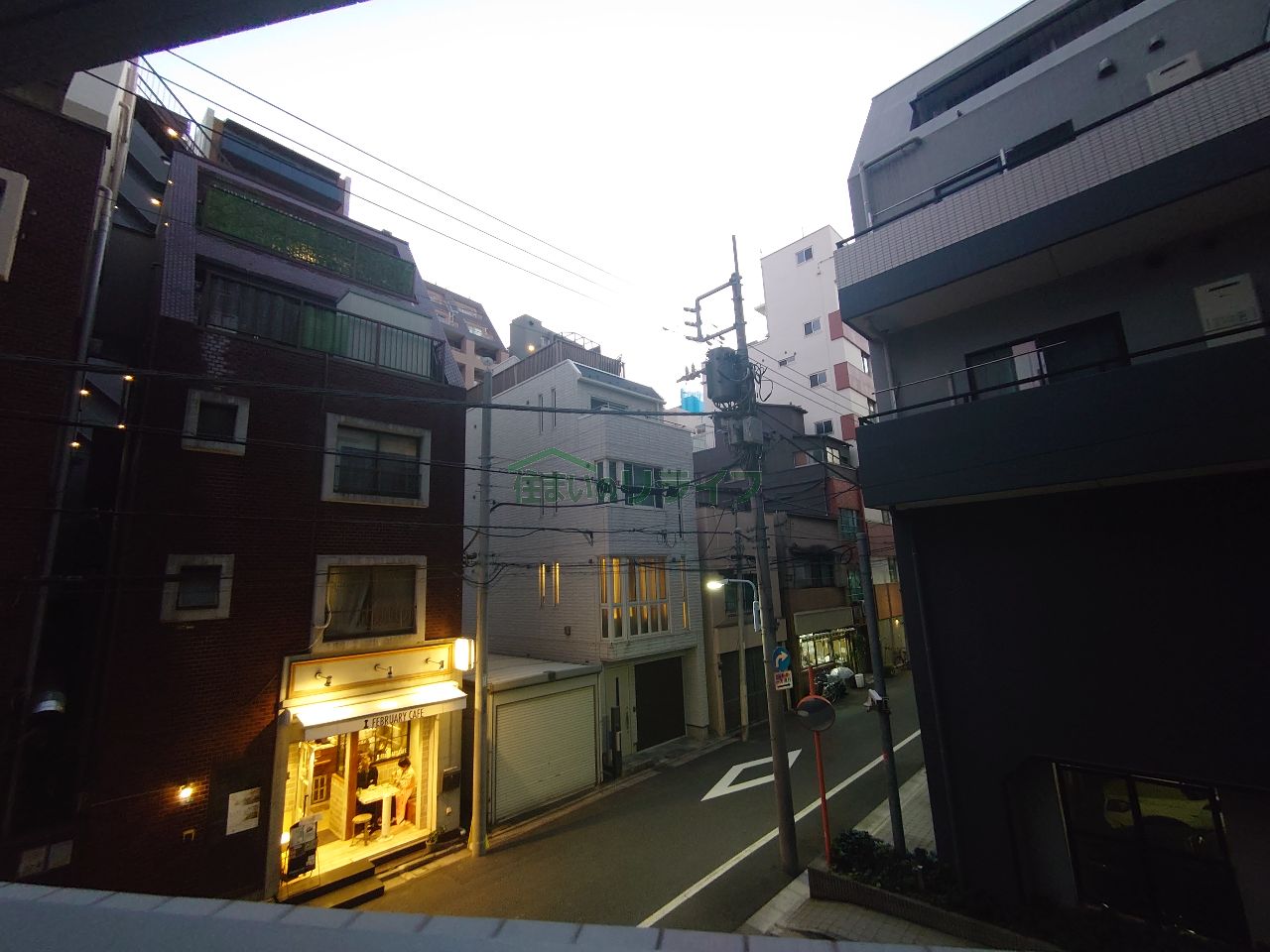 バルコニー
