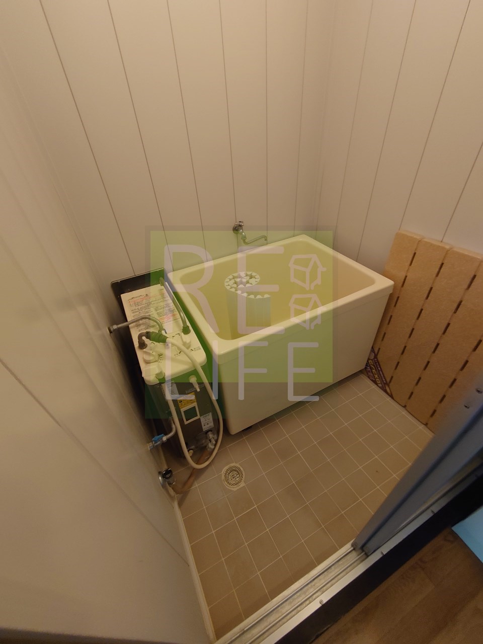 シャワールーム