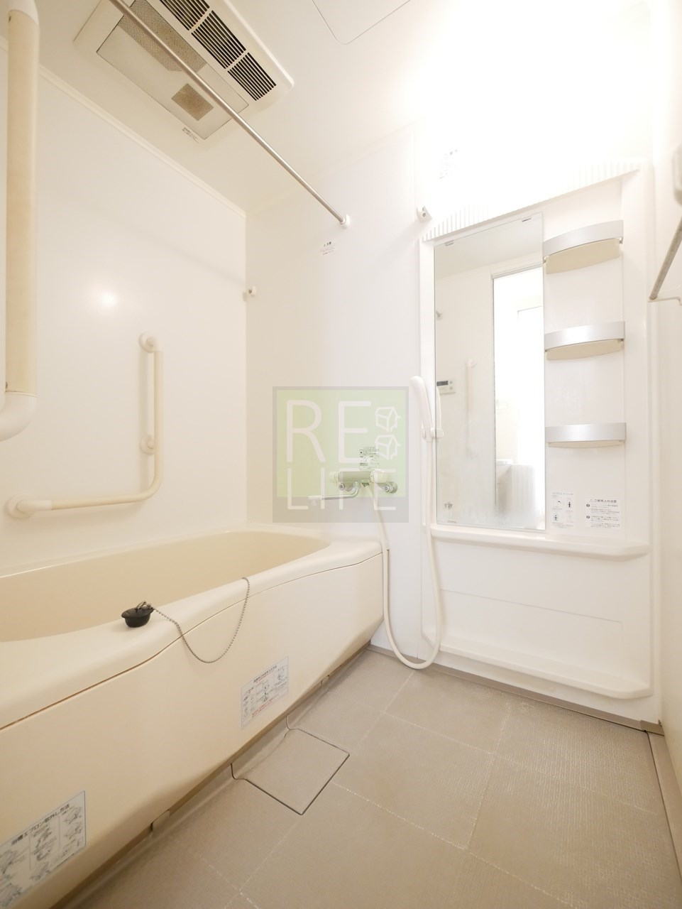 シャワールーム