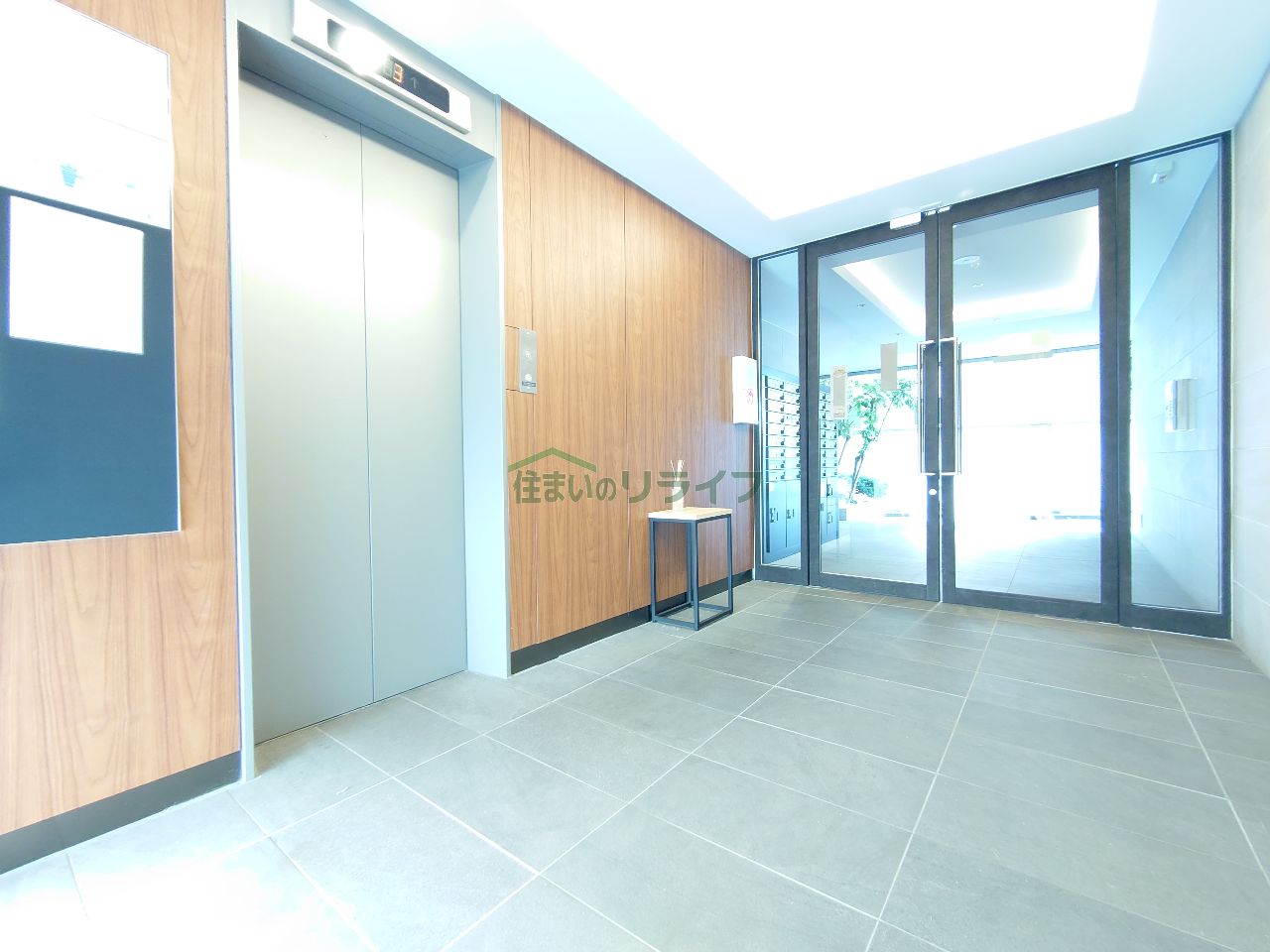 建物エントランス