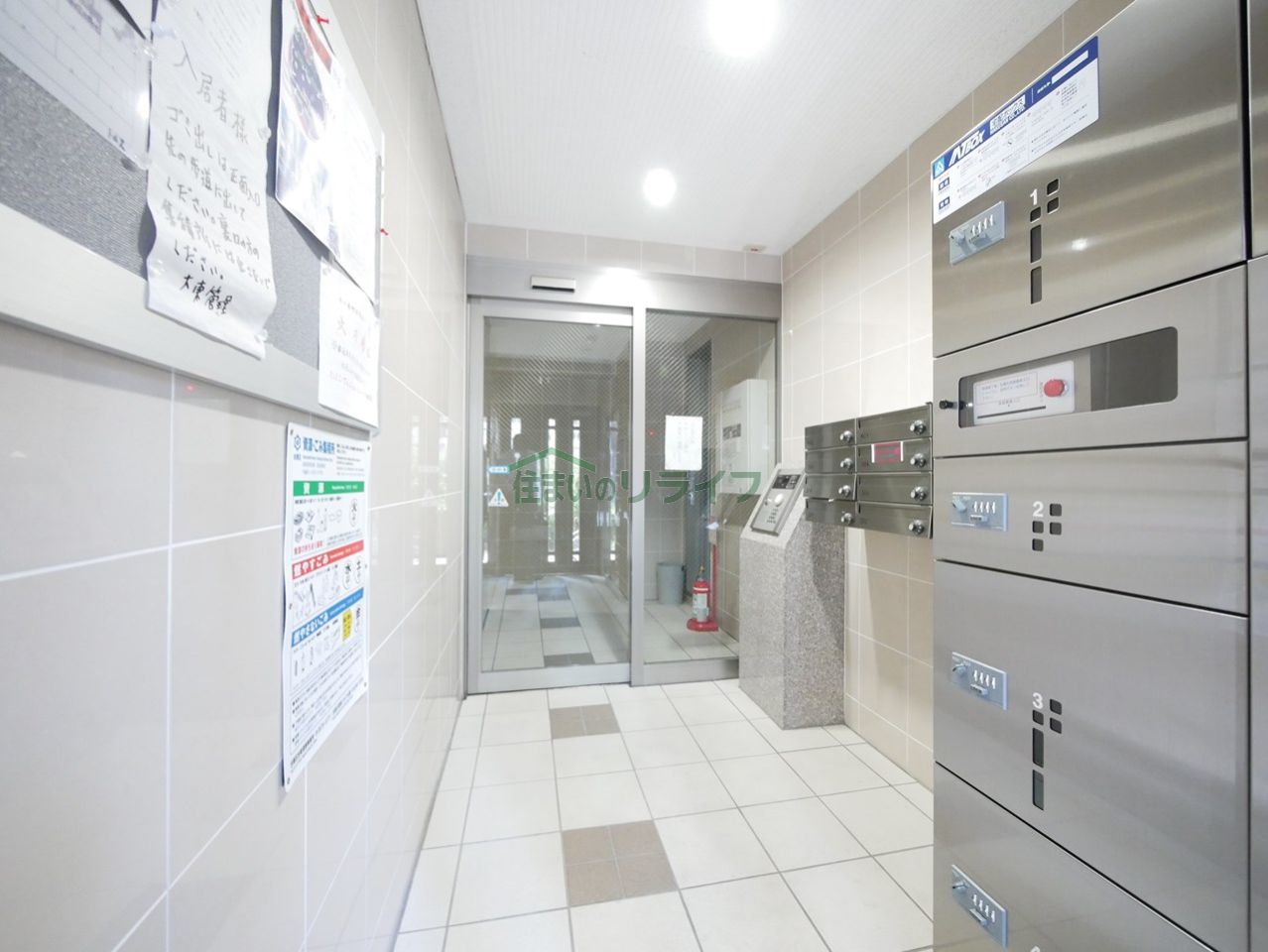 建物エントランス