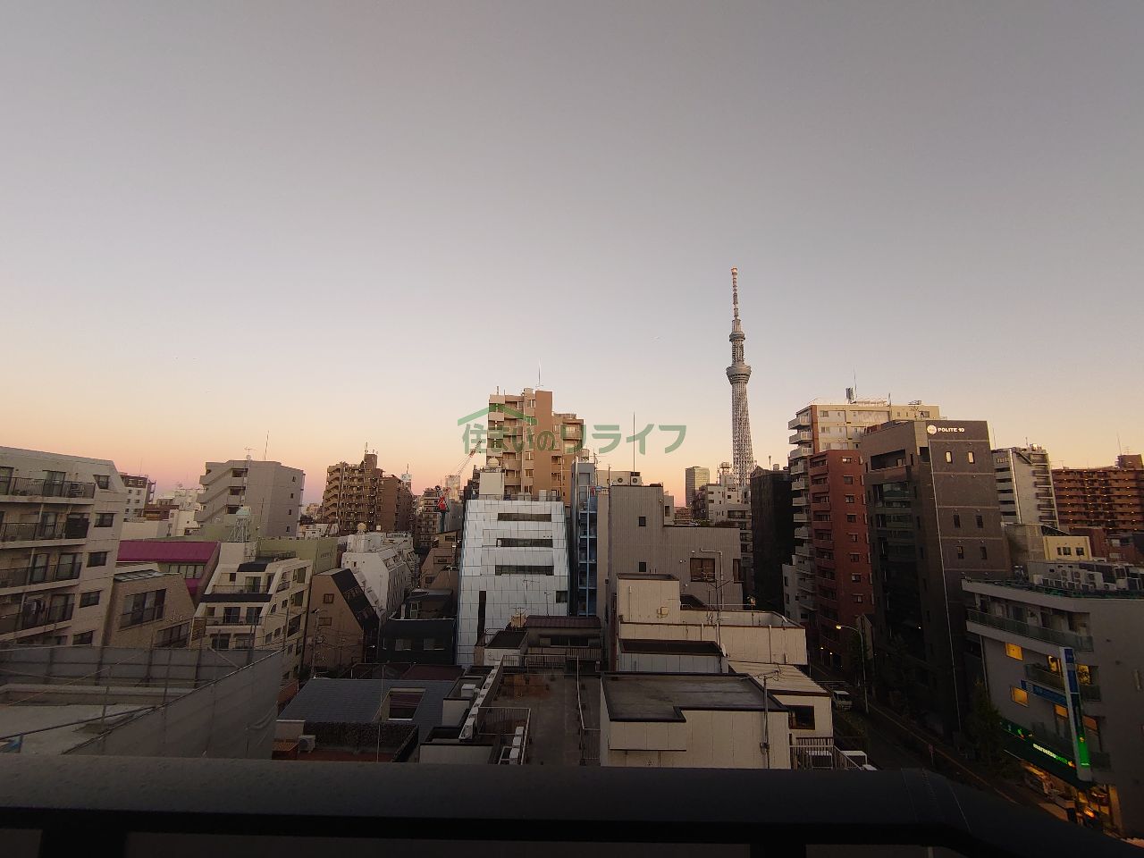 バルコニー