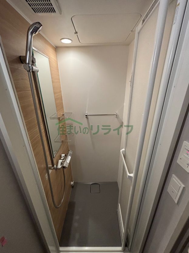 シャワールーム