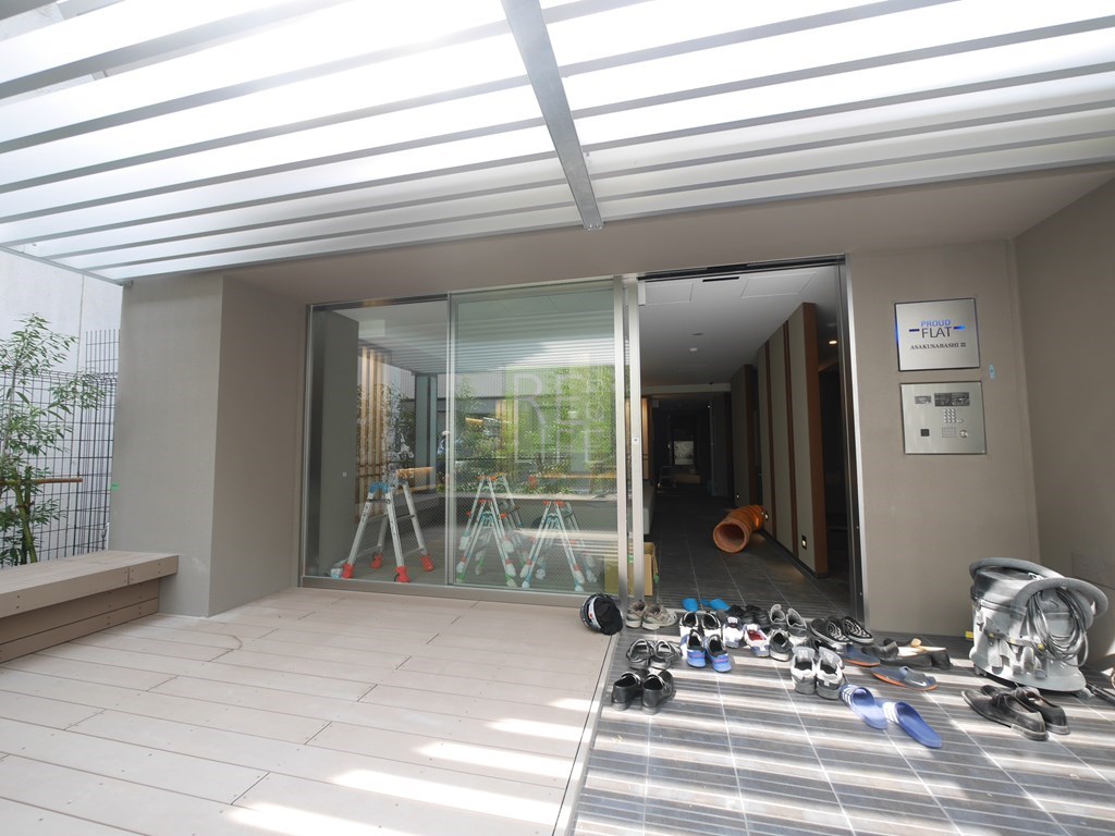 建物エントランス