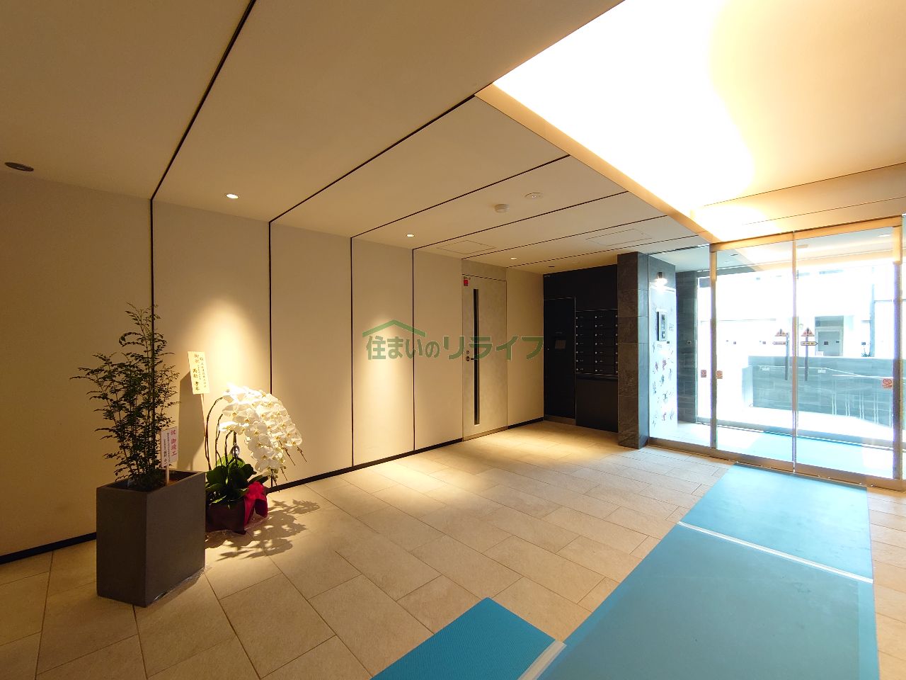 建物エントランス