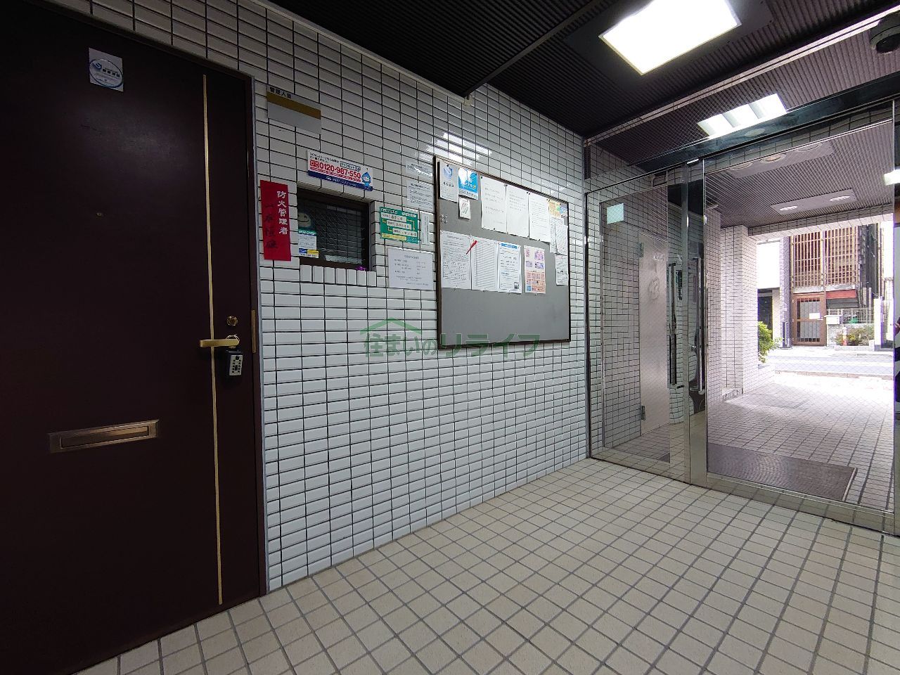 建物エントランス