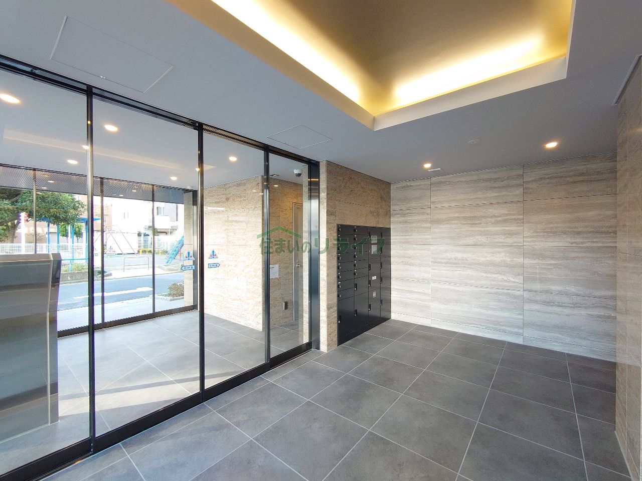 建物エントランス