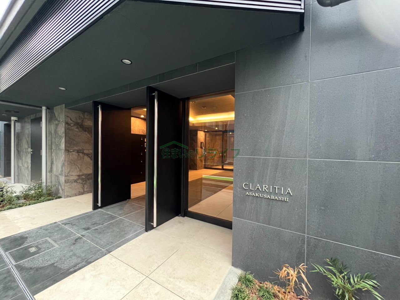 建物エントランス