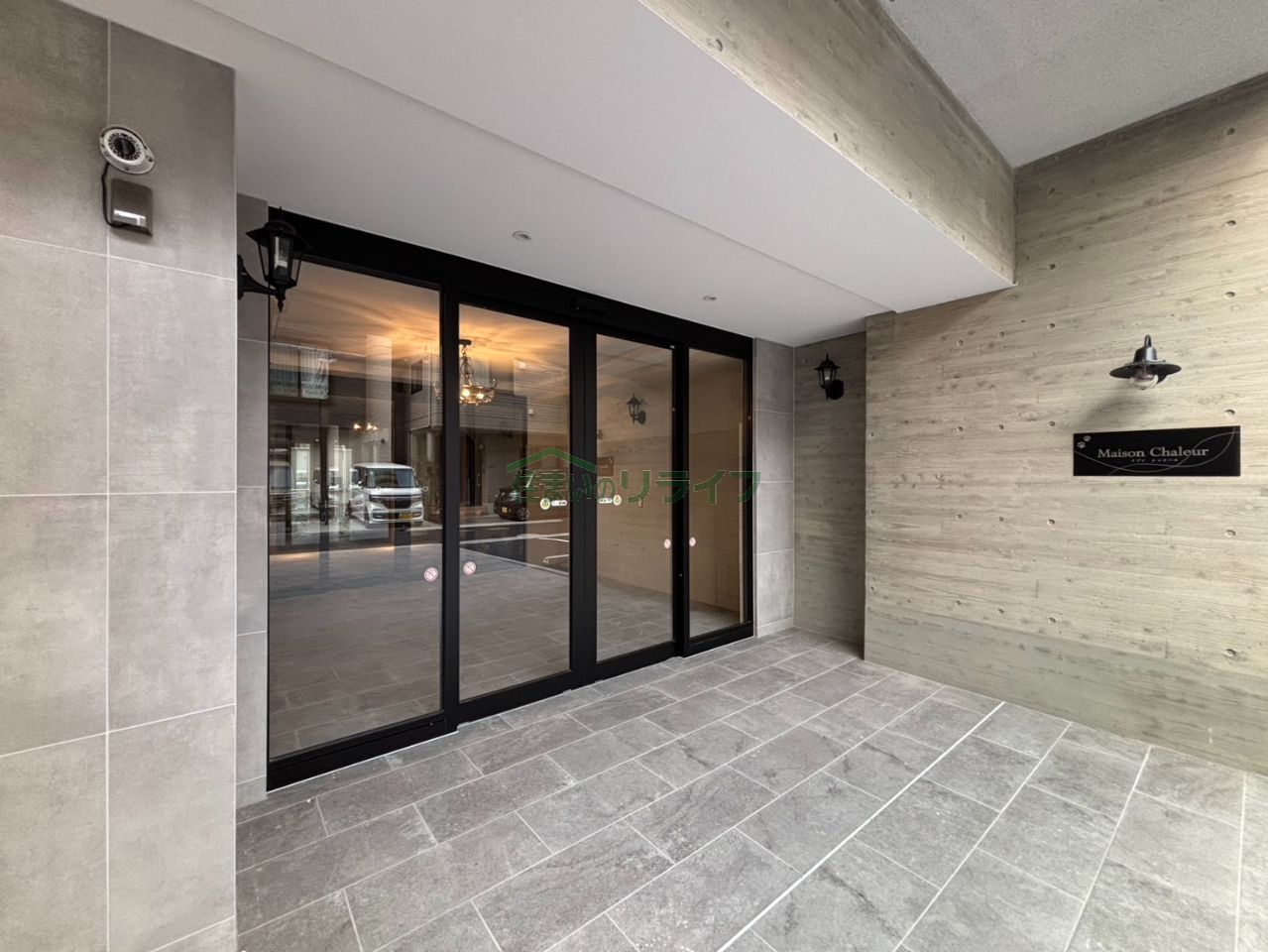 建物エントランス