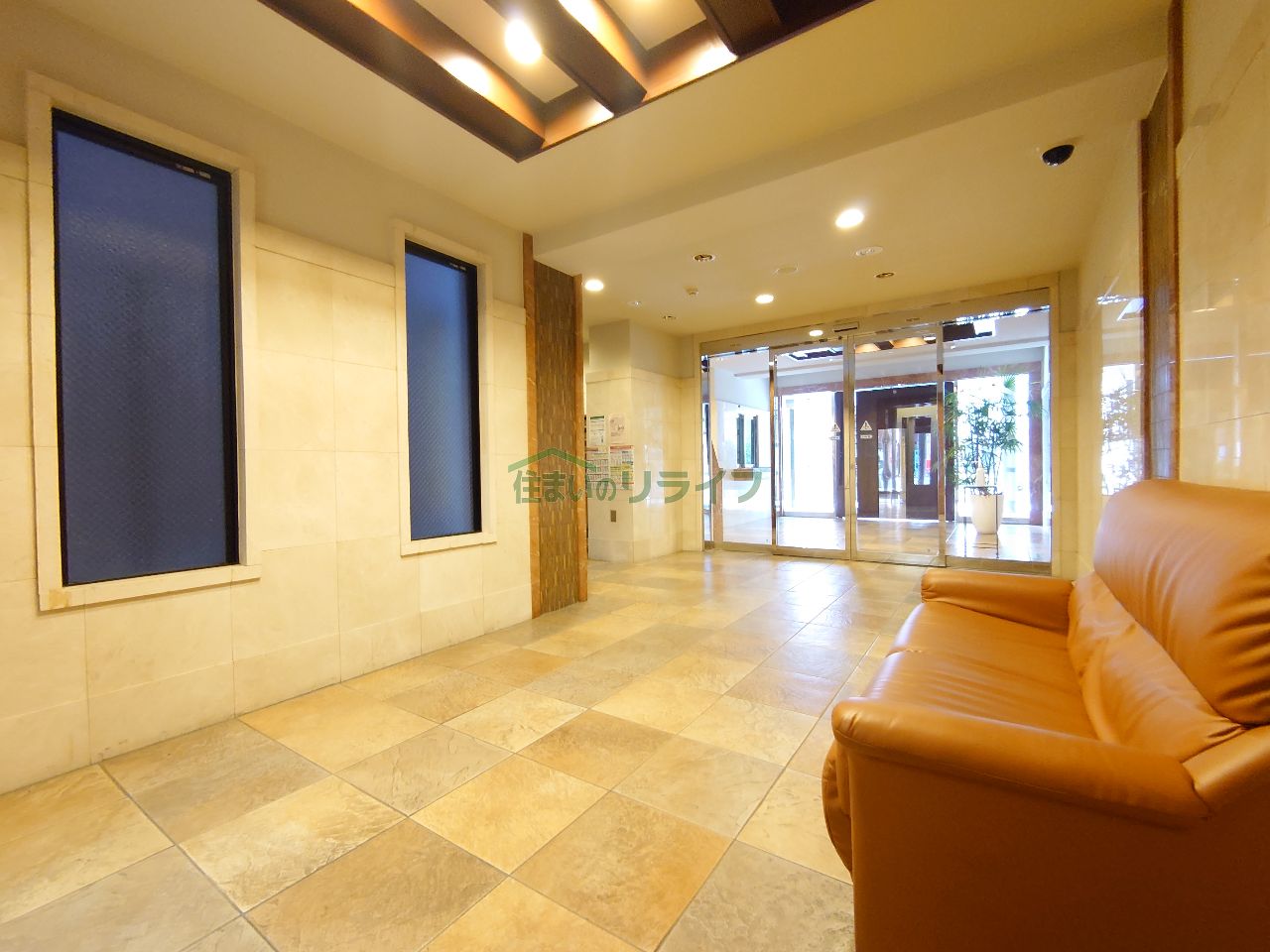 建物エントランス