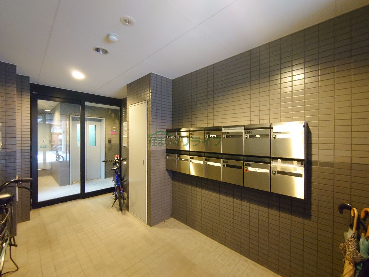 建物エントランス