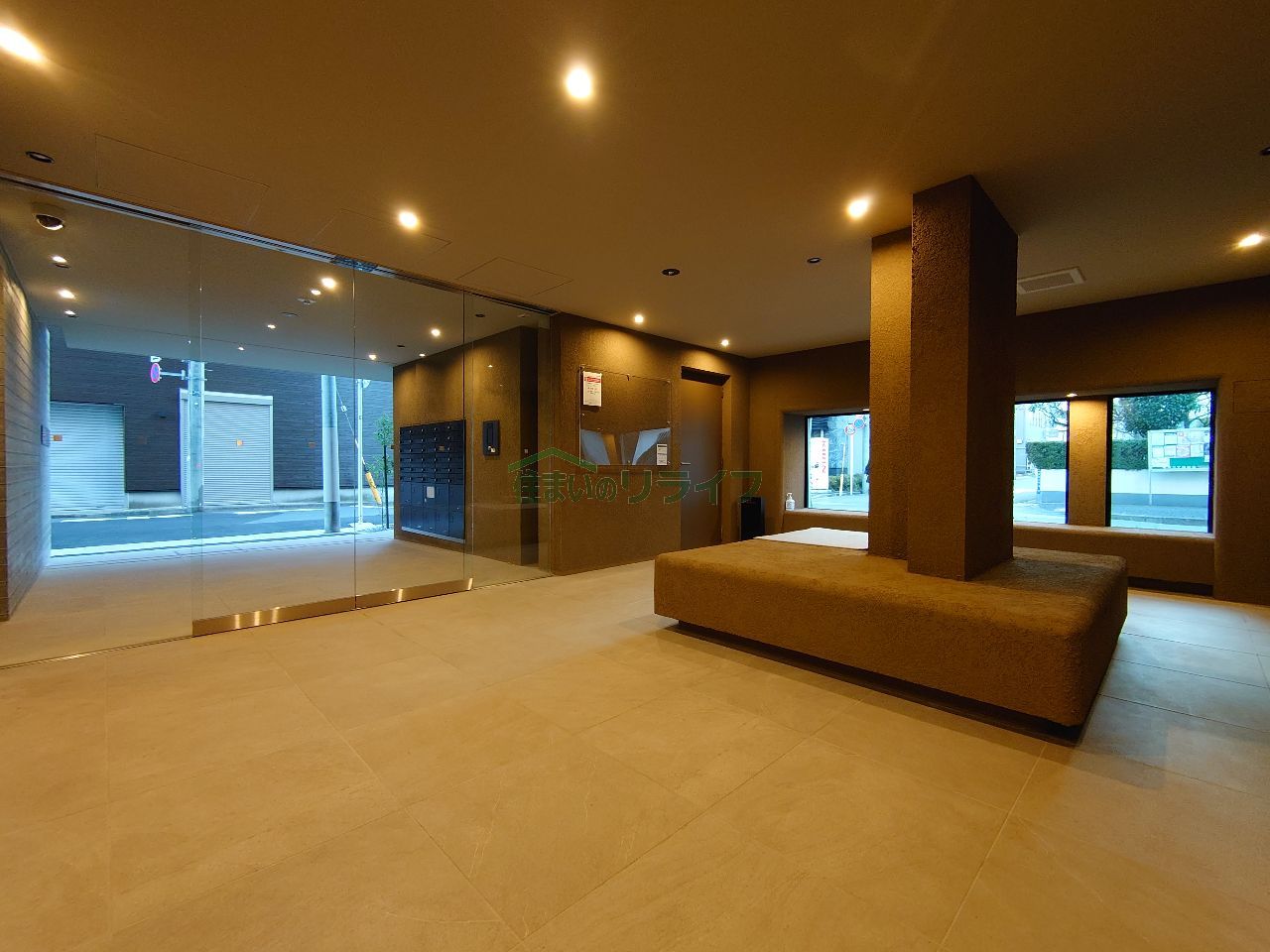 建物エントランス