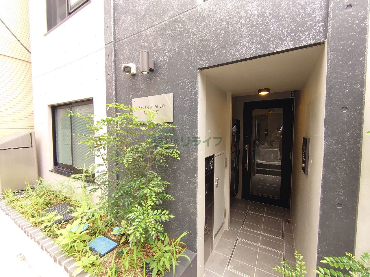 建物エントランス