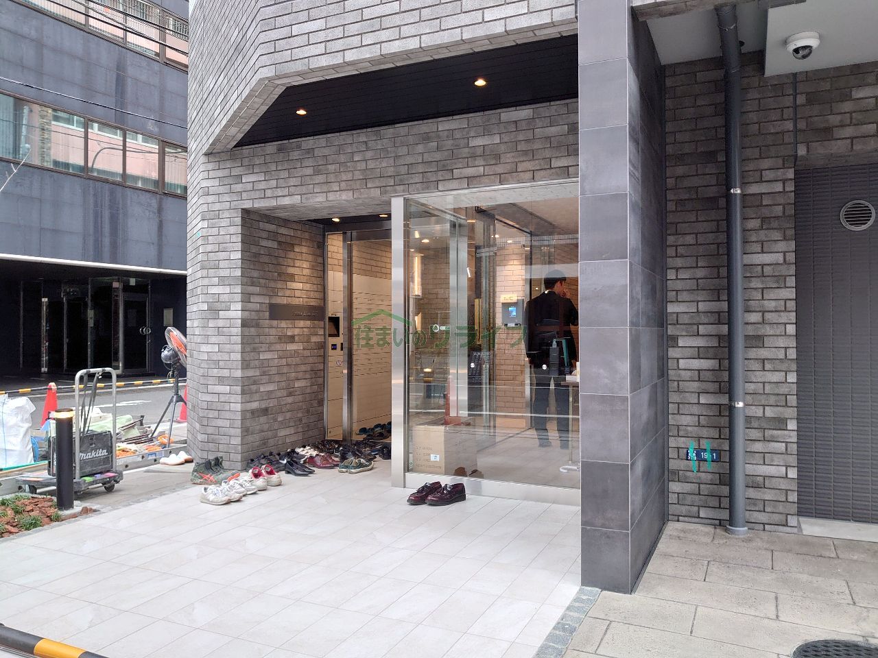 建物エントランス