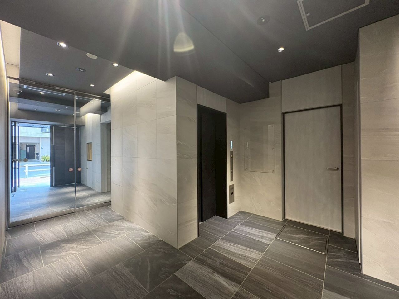 建物エントランス