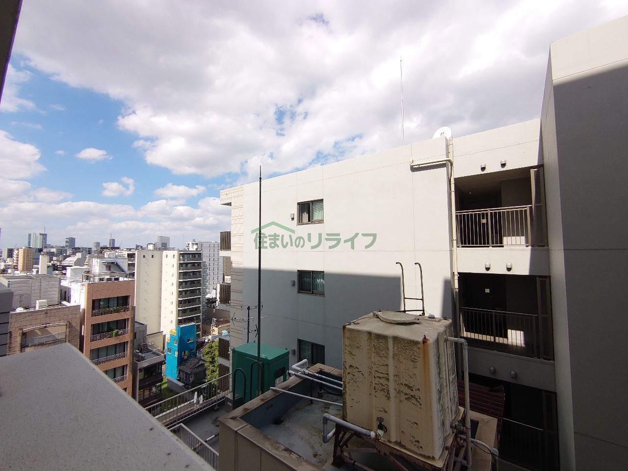 バルコニー