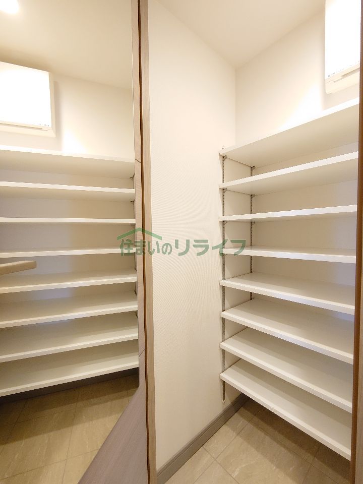 収納