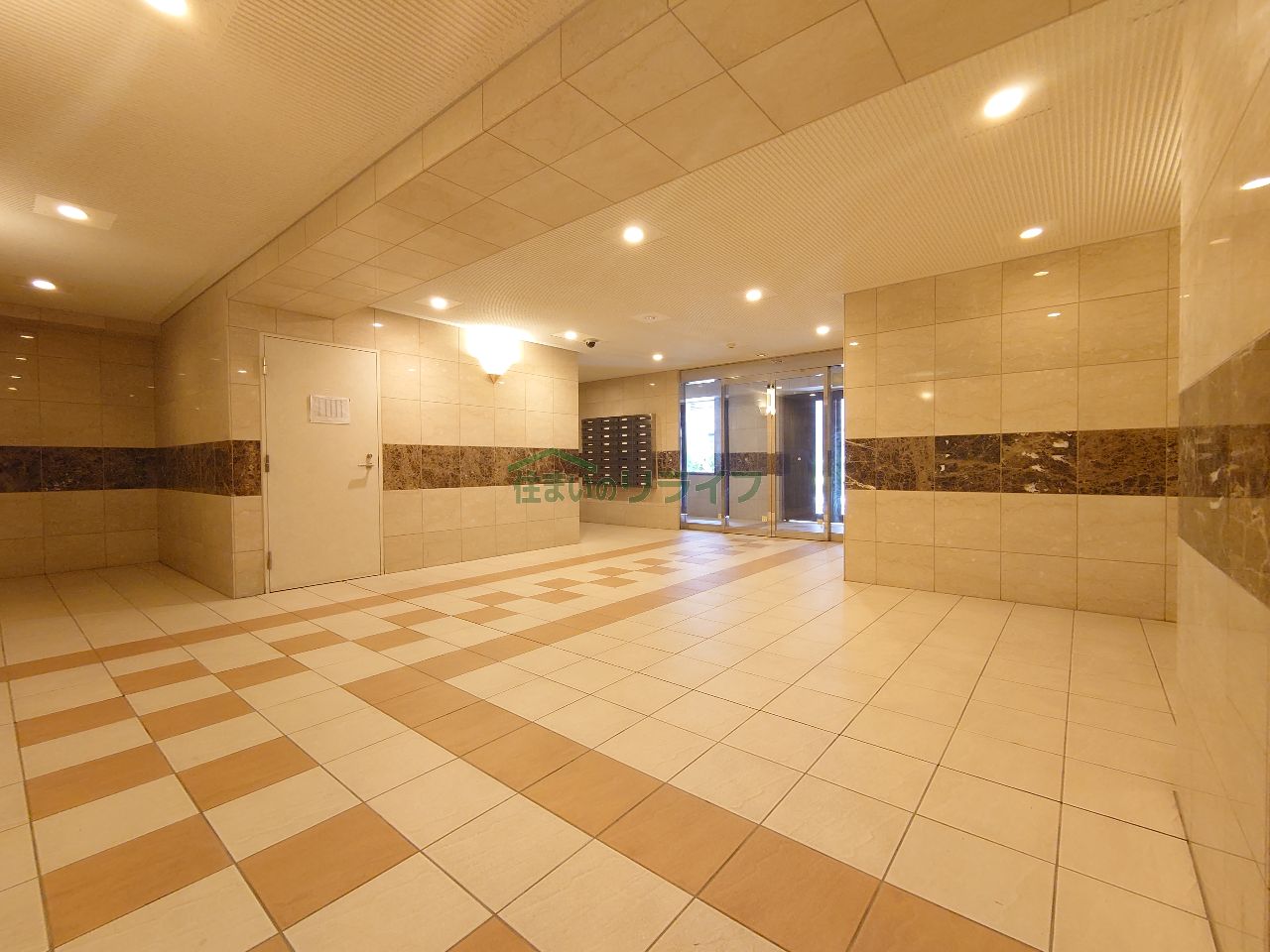 建物エントランス