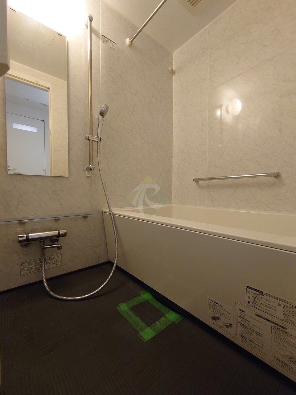 シャワールーム