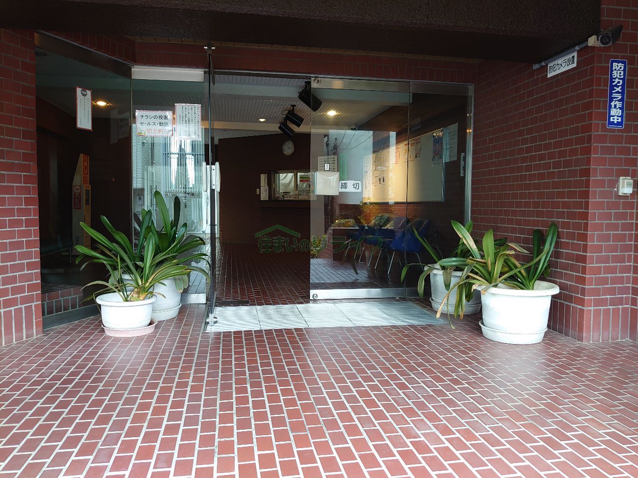 建物エントランス