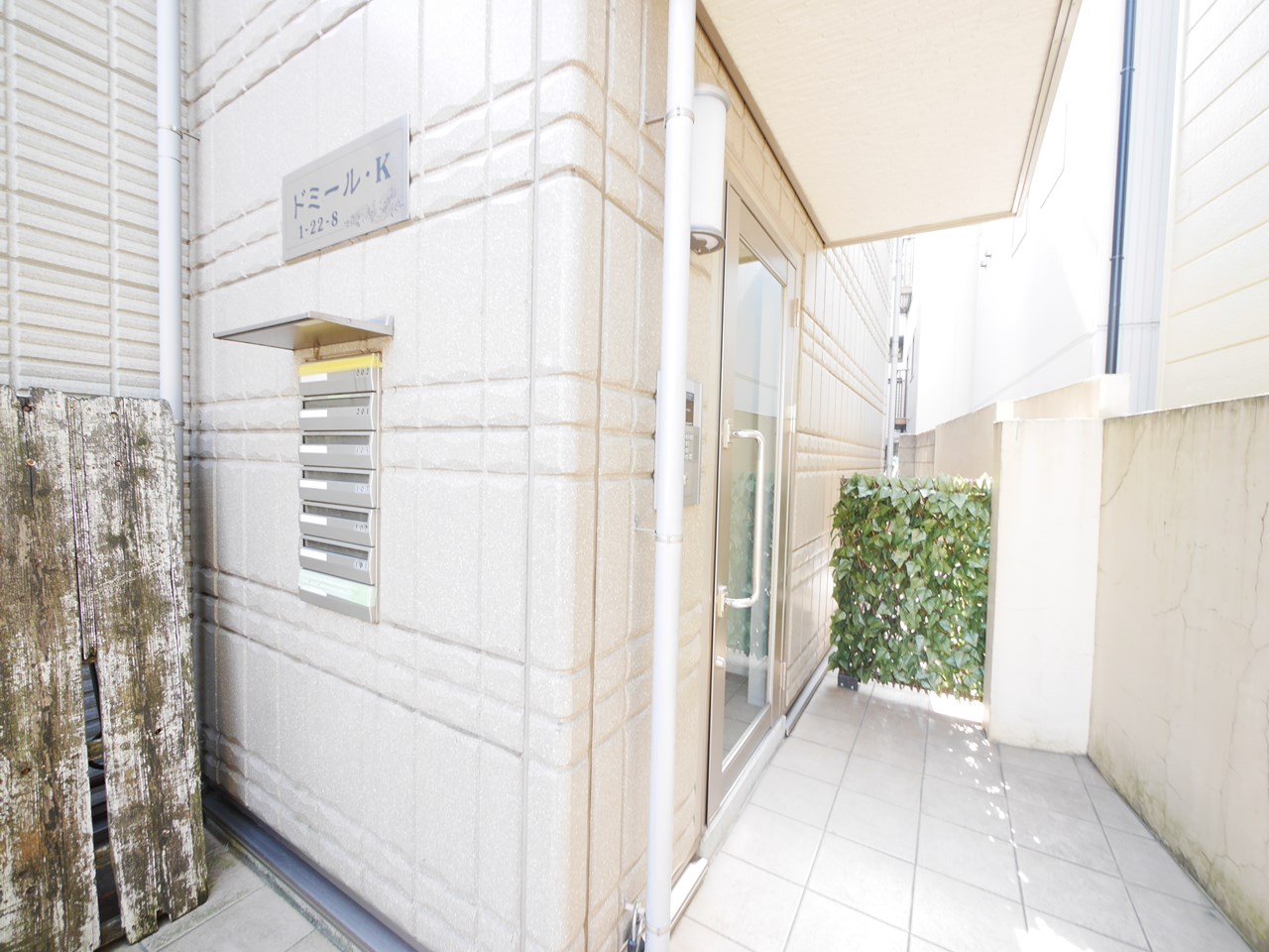 建物エントランス