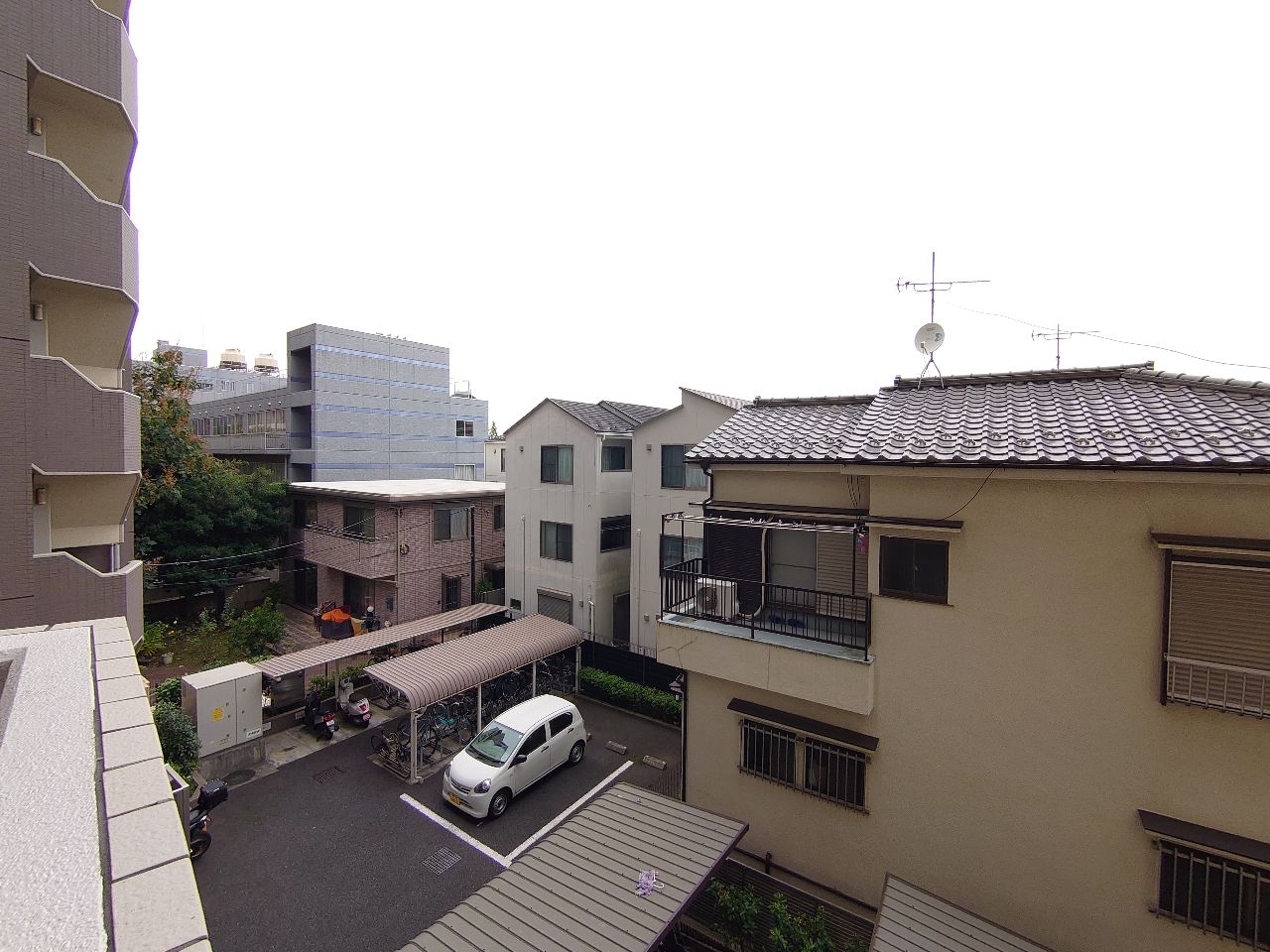 バルコニー