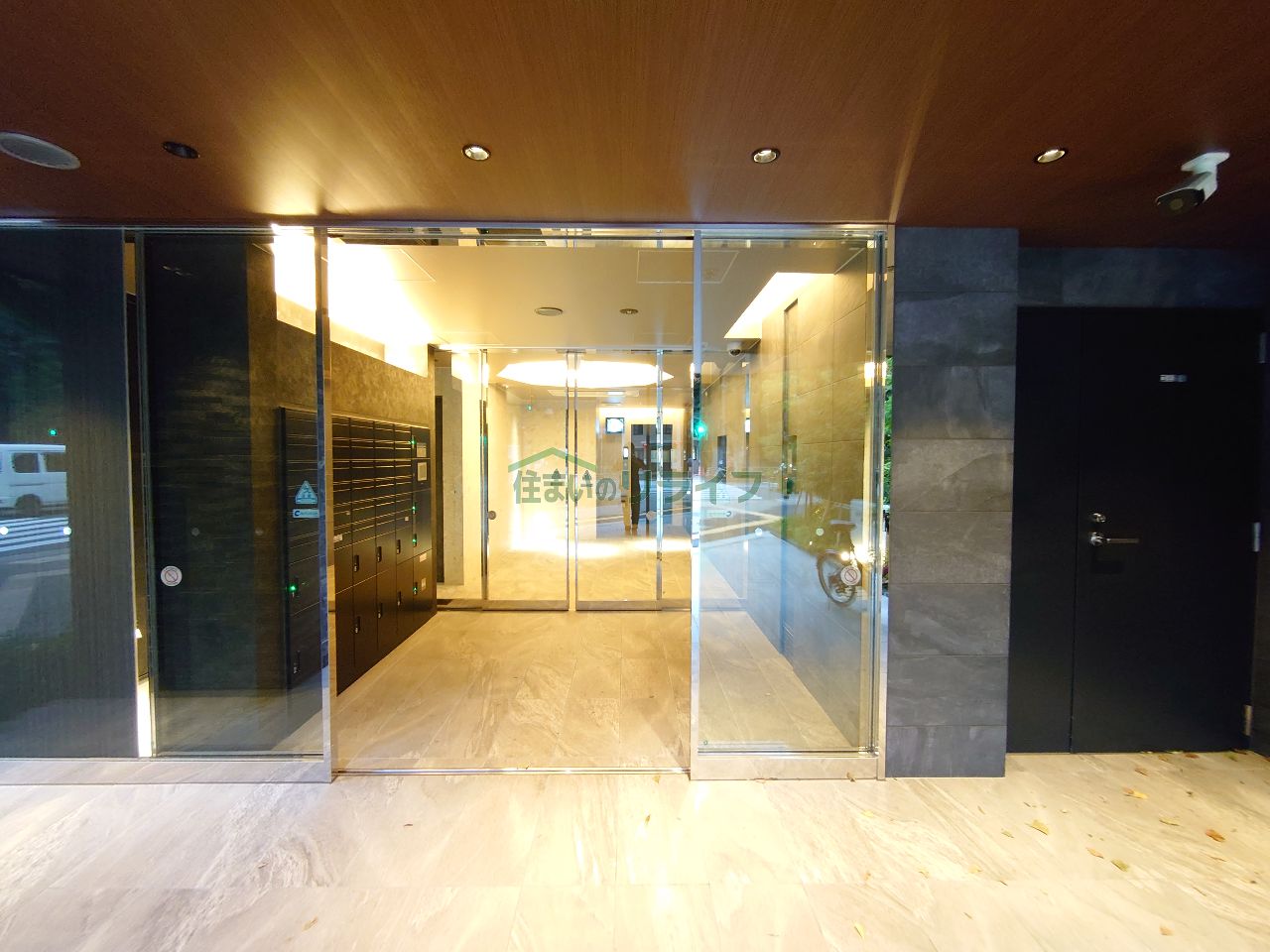 建物エントランス