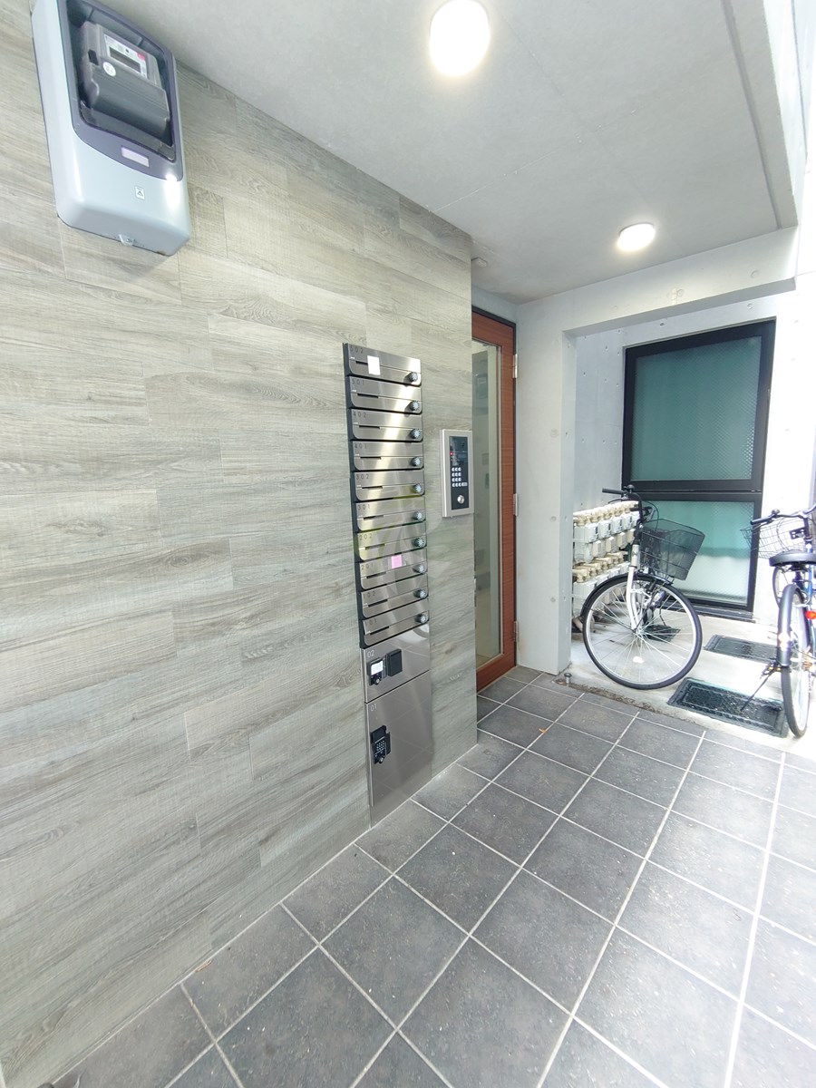 建物エントランス