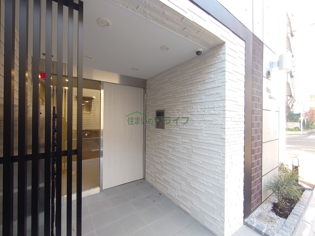 建物エントランス