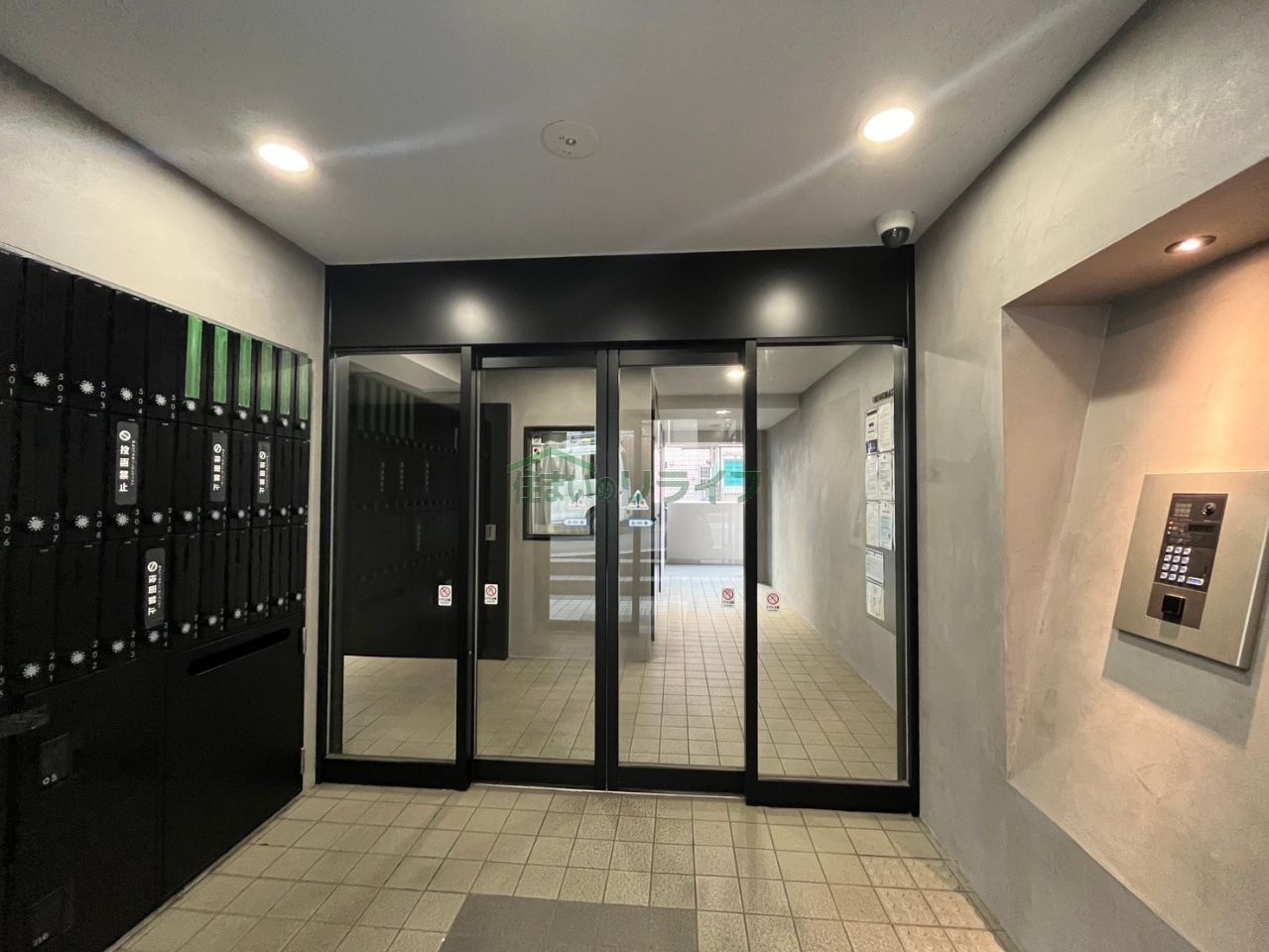 建物エントランス