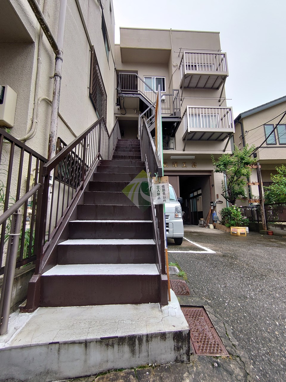 建物エントランス