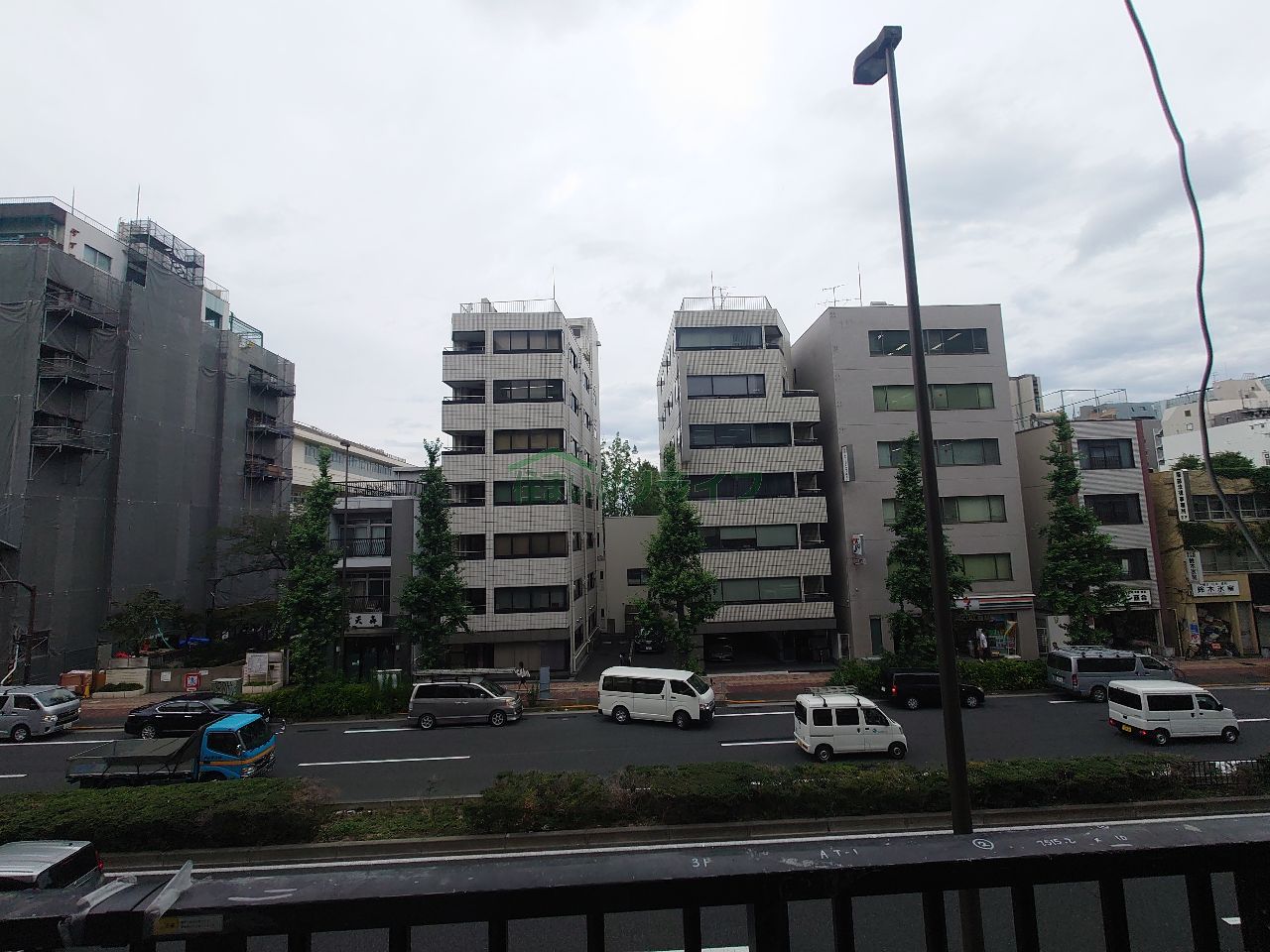 バルコニー