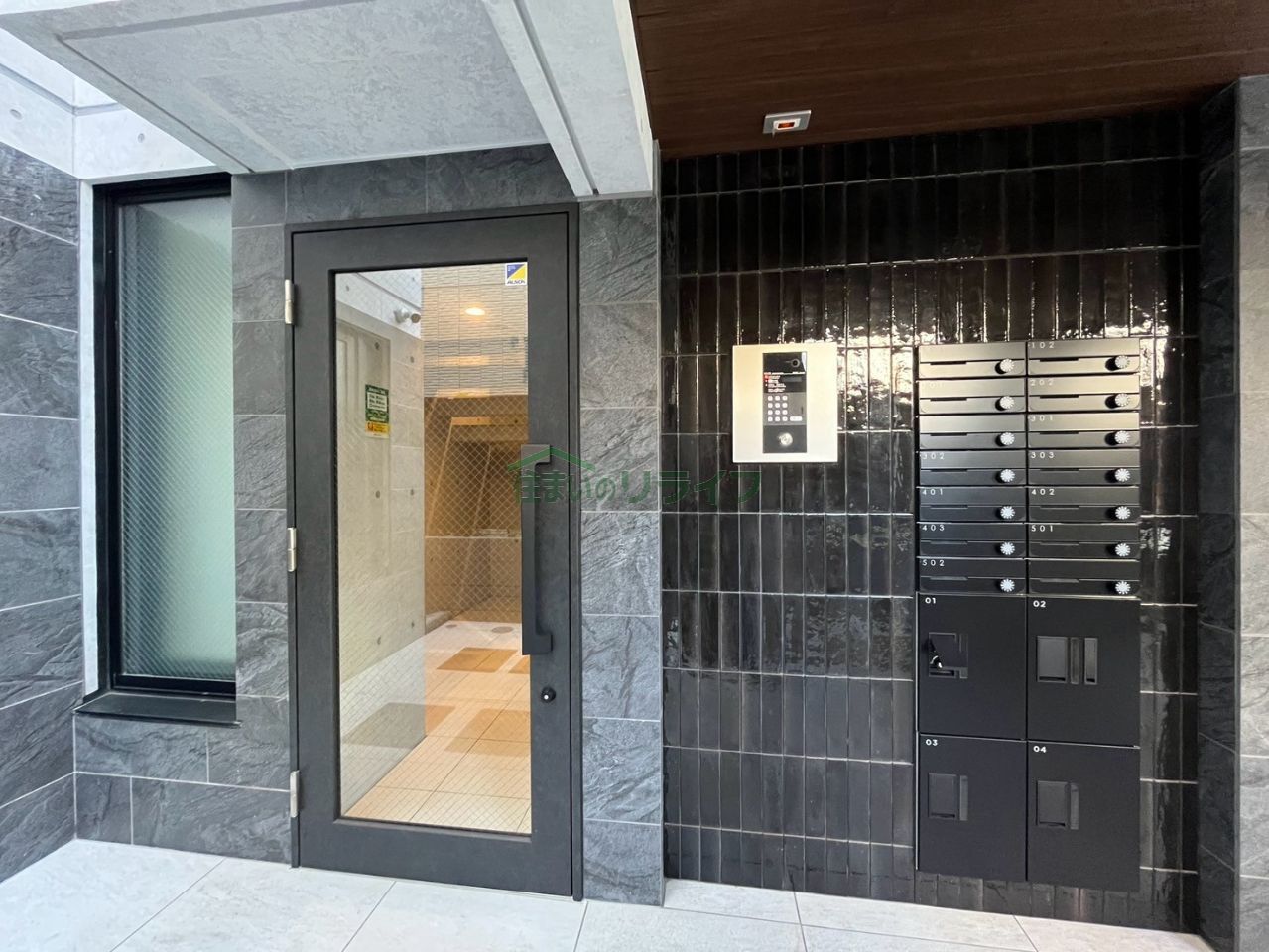 建物エントランス