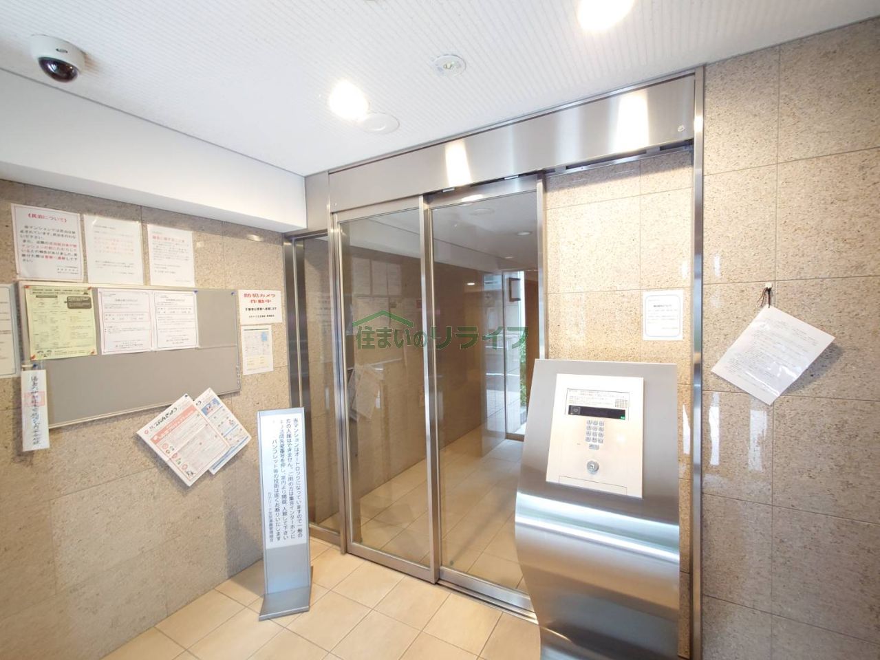 建物エントランス