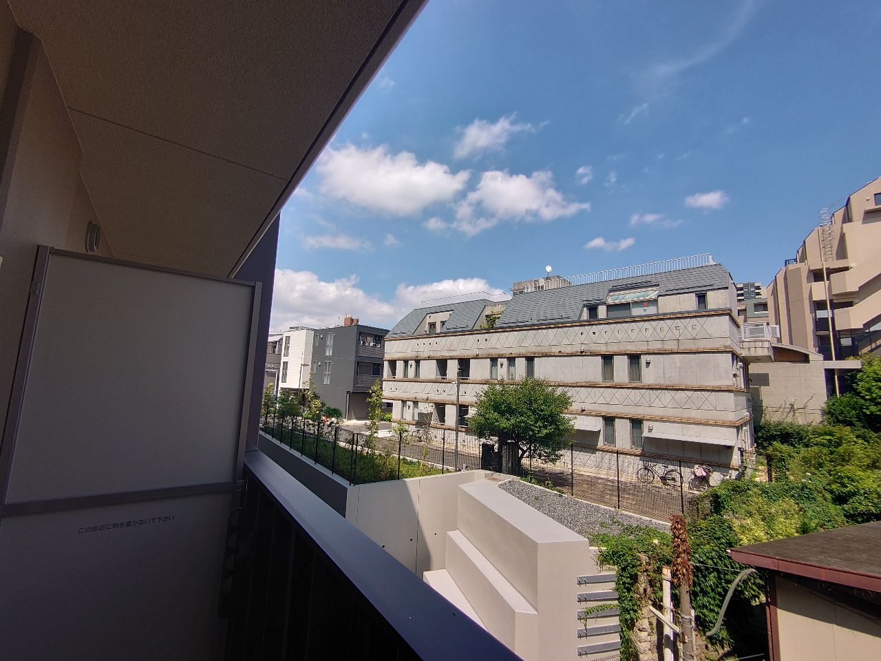バルコニー
