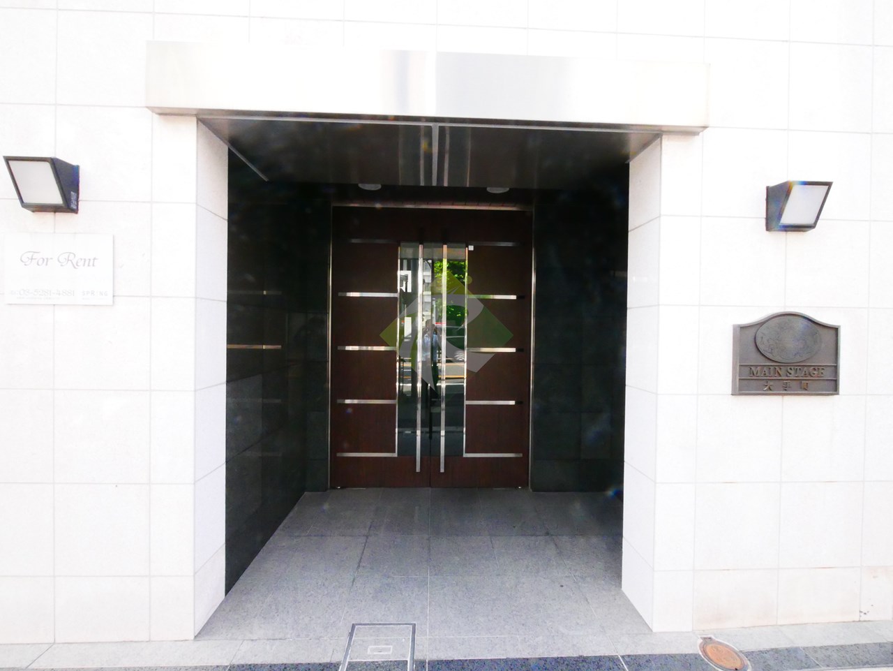 建物エントランス