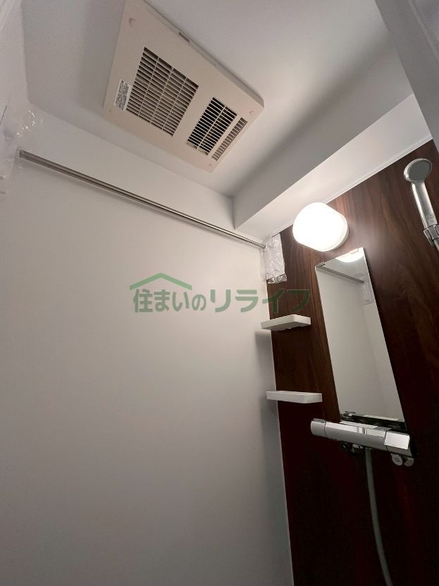 シャワールーム