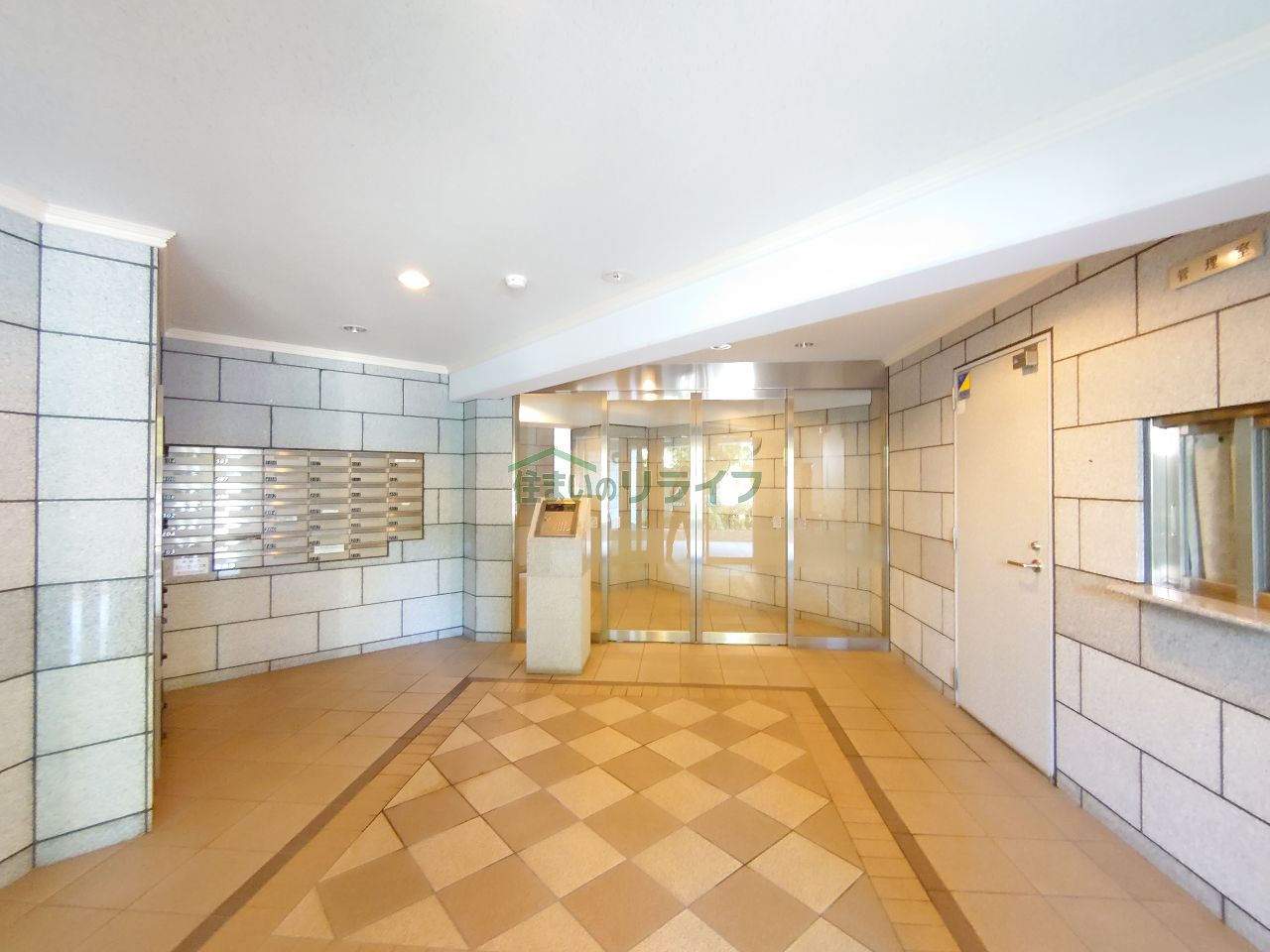 建物エントランス