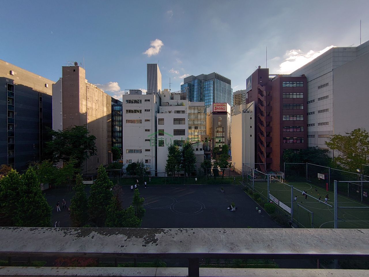 バルコニー