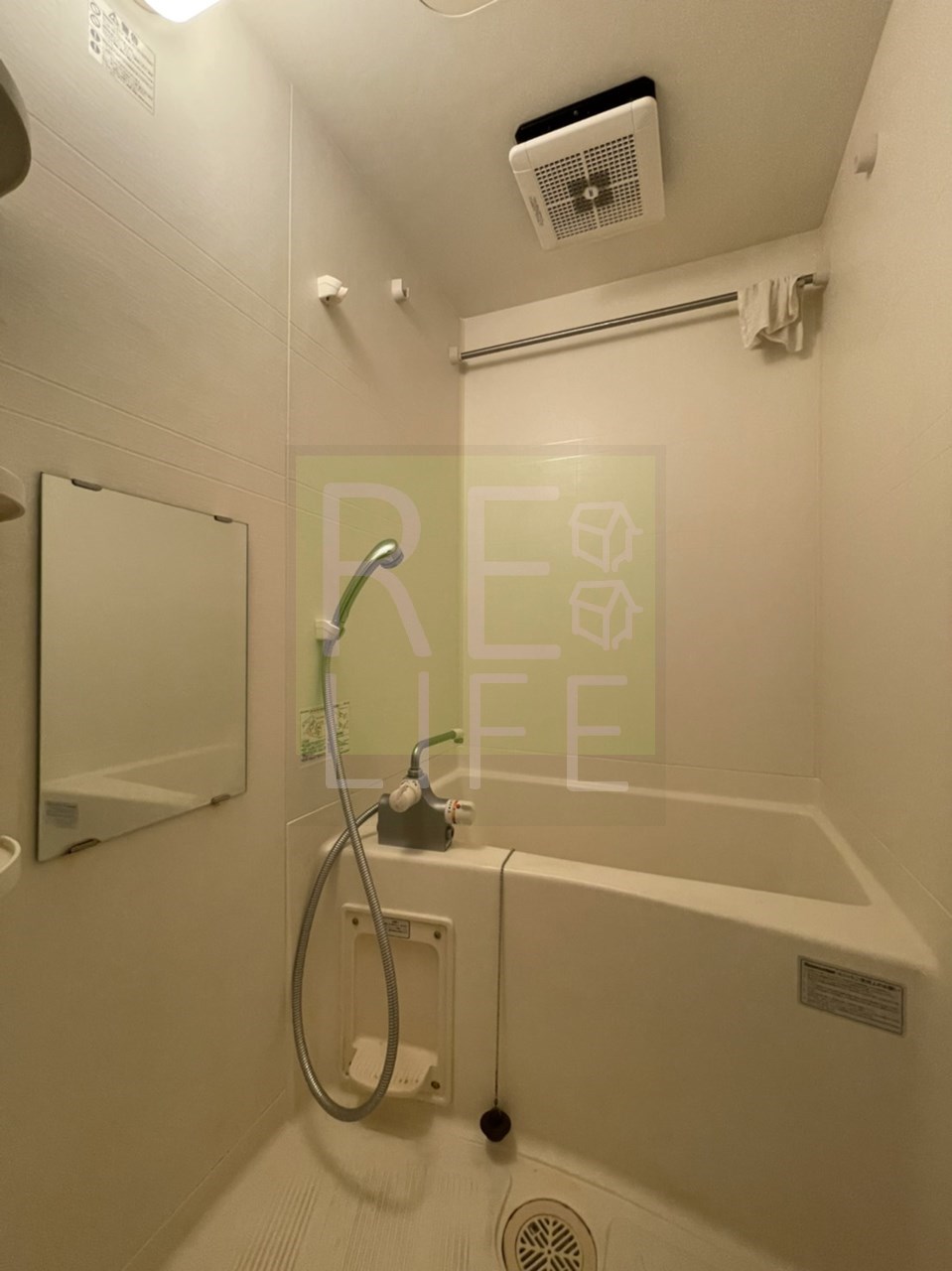 シャワールーム