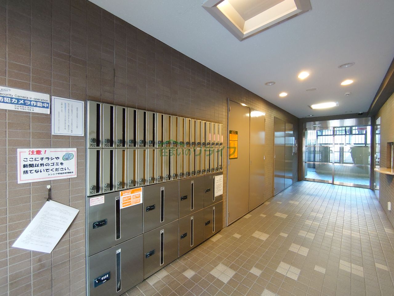 建物エントランス