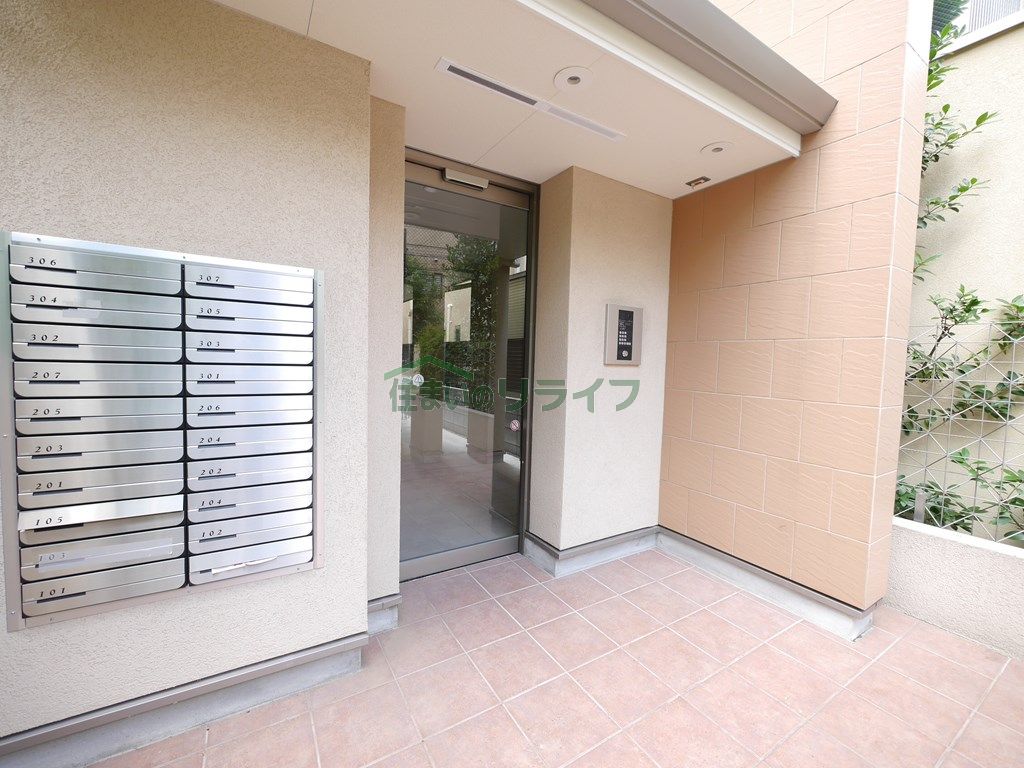 建物エントランス