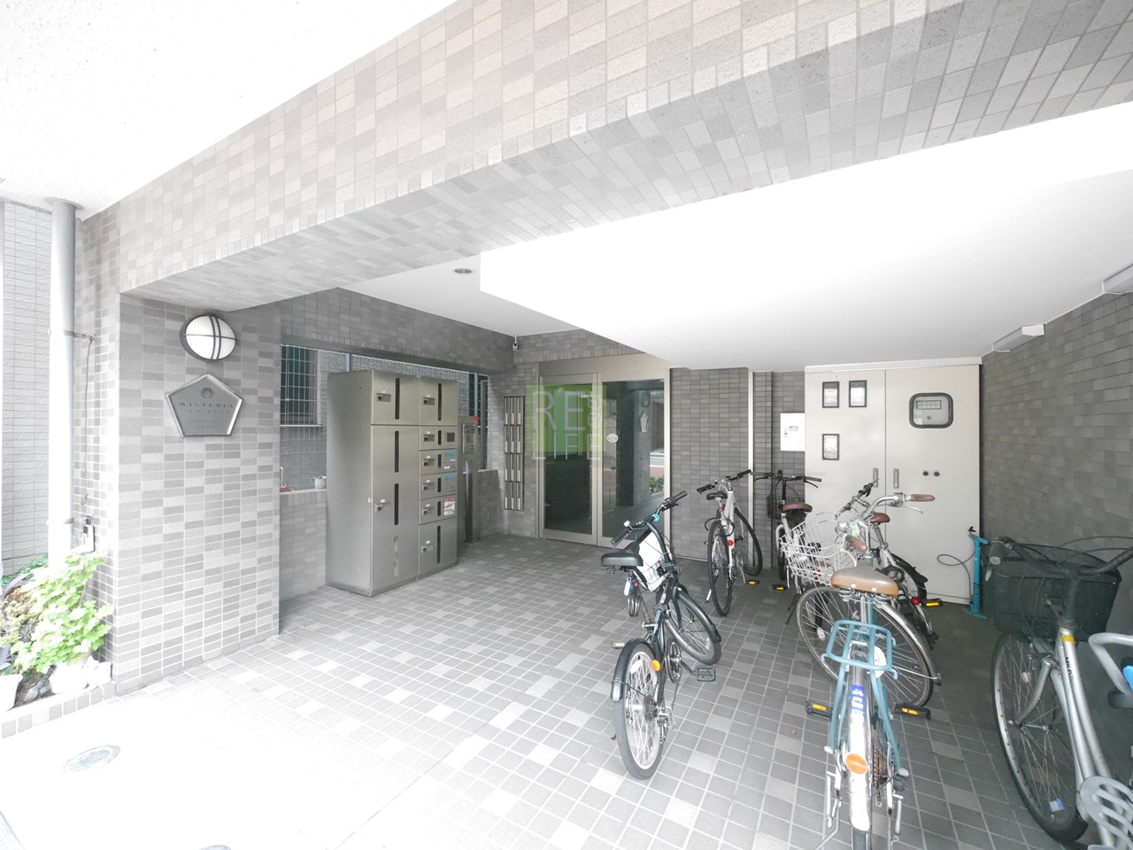 建物エントランス