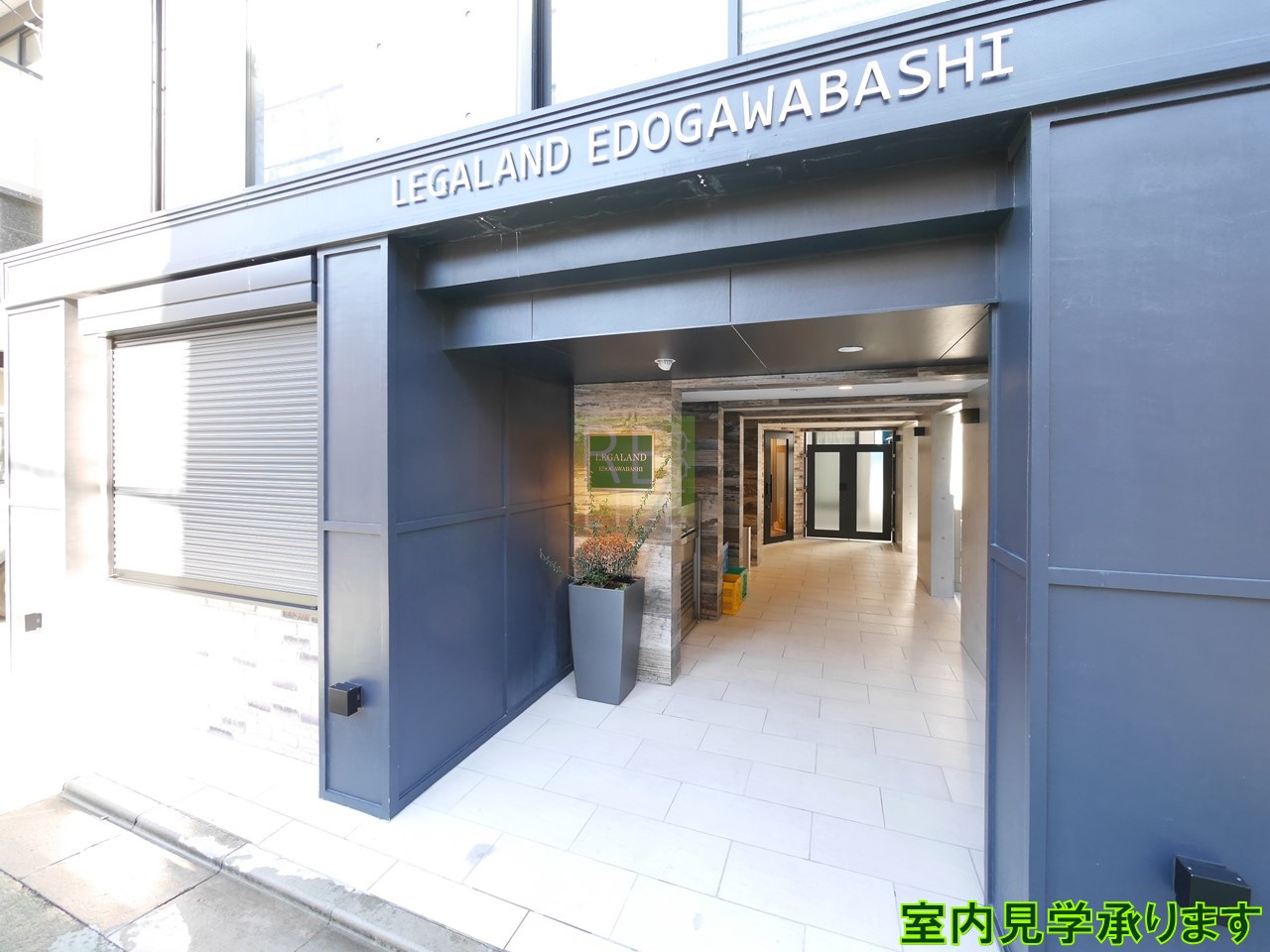 建物エントランス