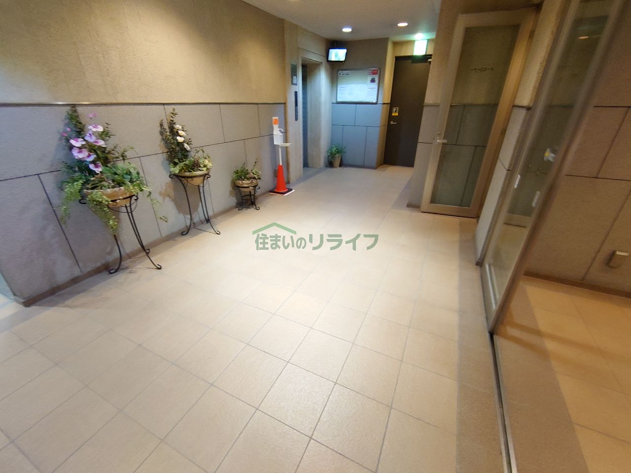 建物エントランス