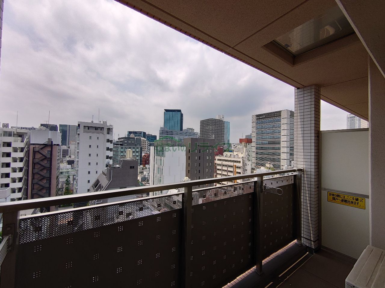 バルコニー